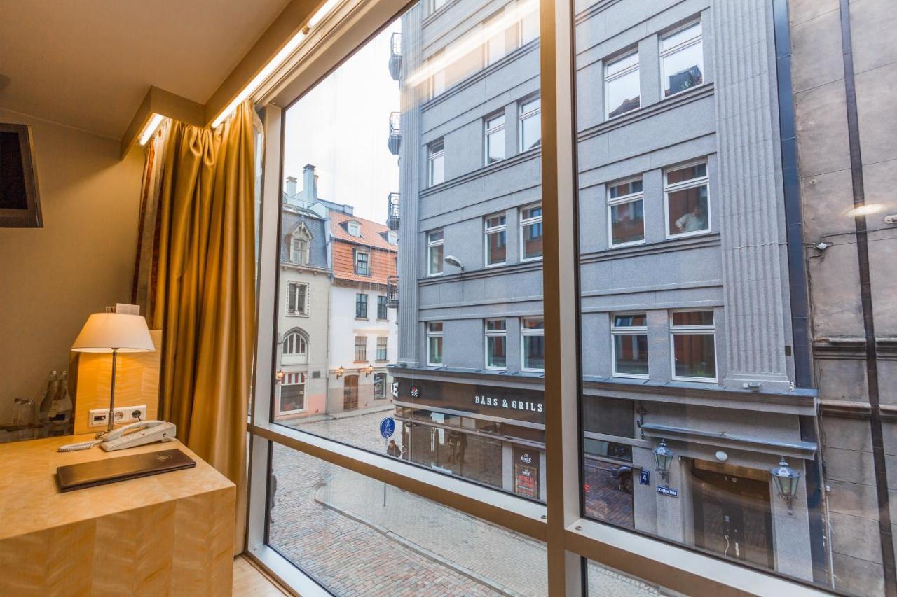 Хотел Royal Square & 5*